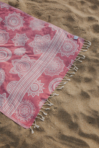 CLEARANCE - Mandala Flower Sand Resistant Turkish Towel in Fuchsia