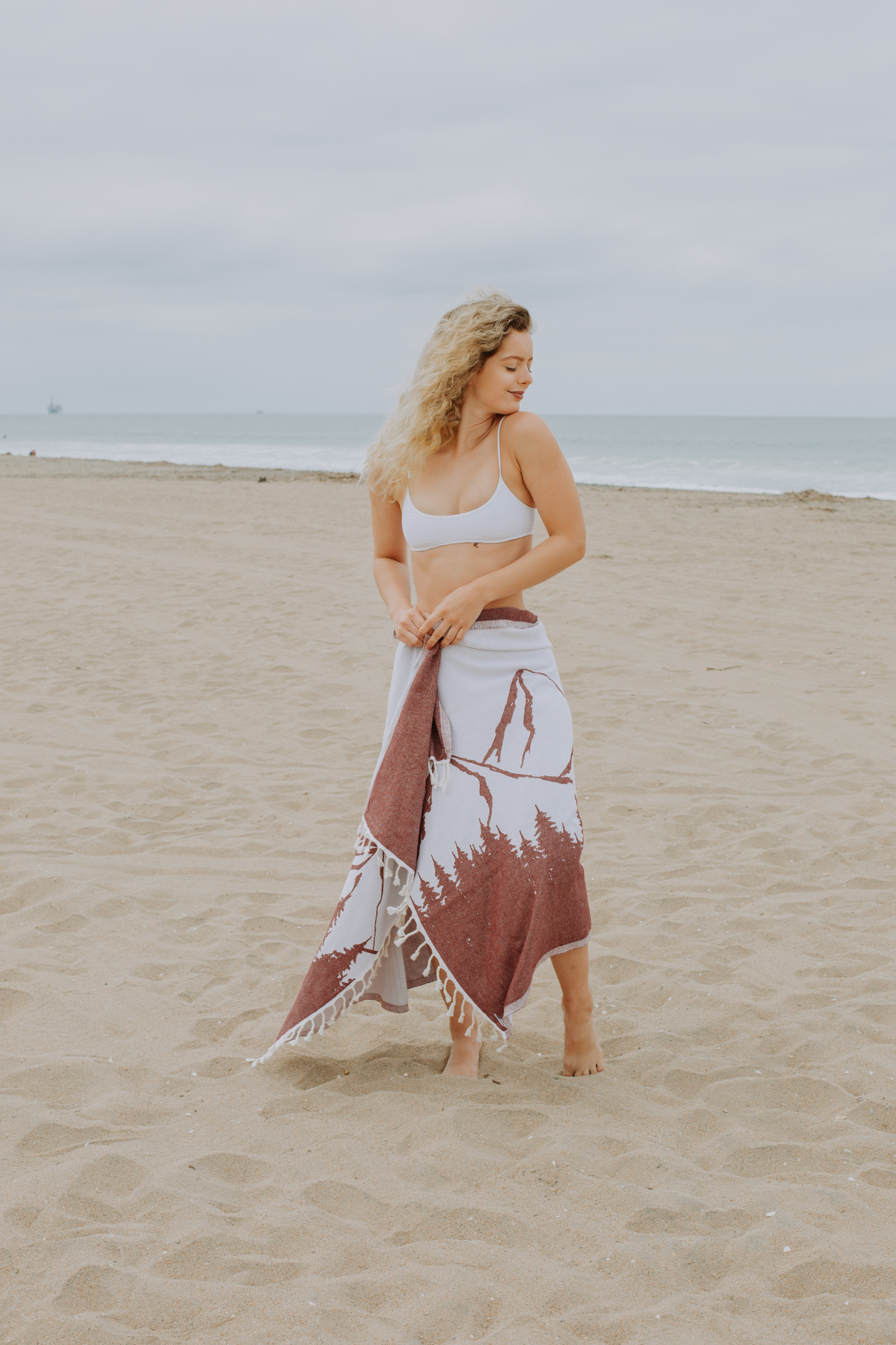 Mountain 100% Cotton Reversible Turkish Towel in Burgundy