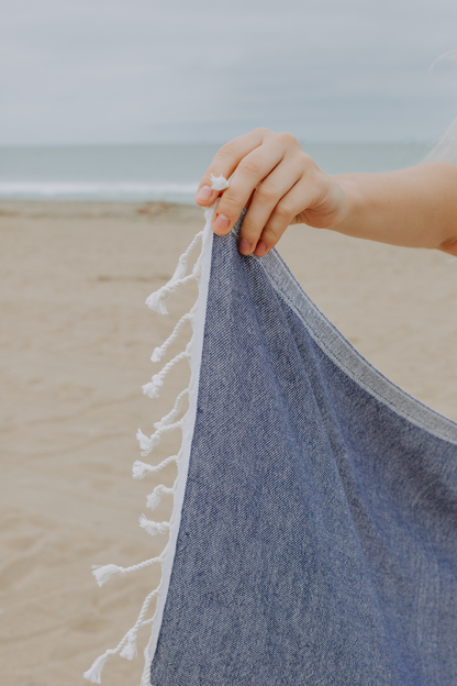 Mountain 100% Cotton Reversible Turkish Towel in Navy